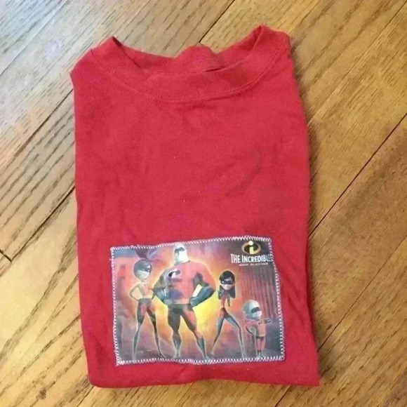 ⭐️New! Children’s Place Disney Incredibles T-shirt boys S(4) - Picture 3 of 4
